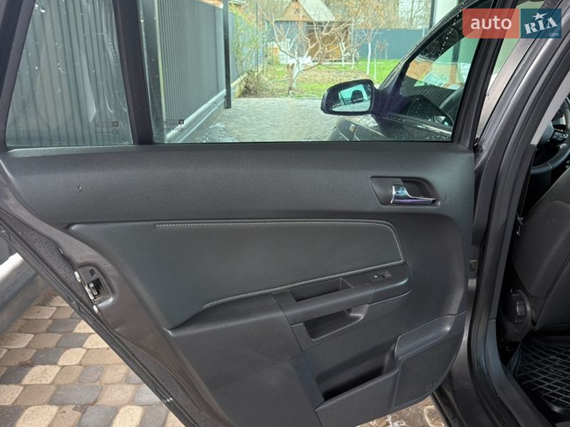 Універсал Opel Astra 2009 в Вінниці