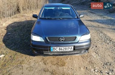 Седан Opel Astra 2005 в Сколе