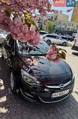 Хетчбек Opel Astra 2013 в Ужгороді