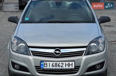 Универсал Opel Astra 2007 в Полтаве