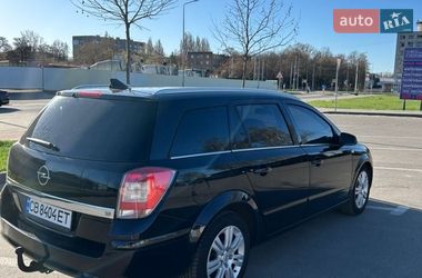 Универсал Opel Astra 2007 в Чернигове