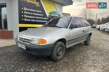 Хетчбек Opel Astra 1994 в Івано-Франківську
