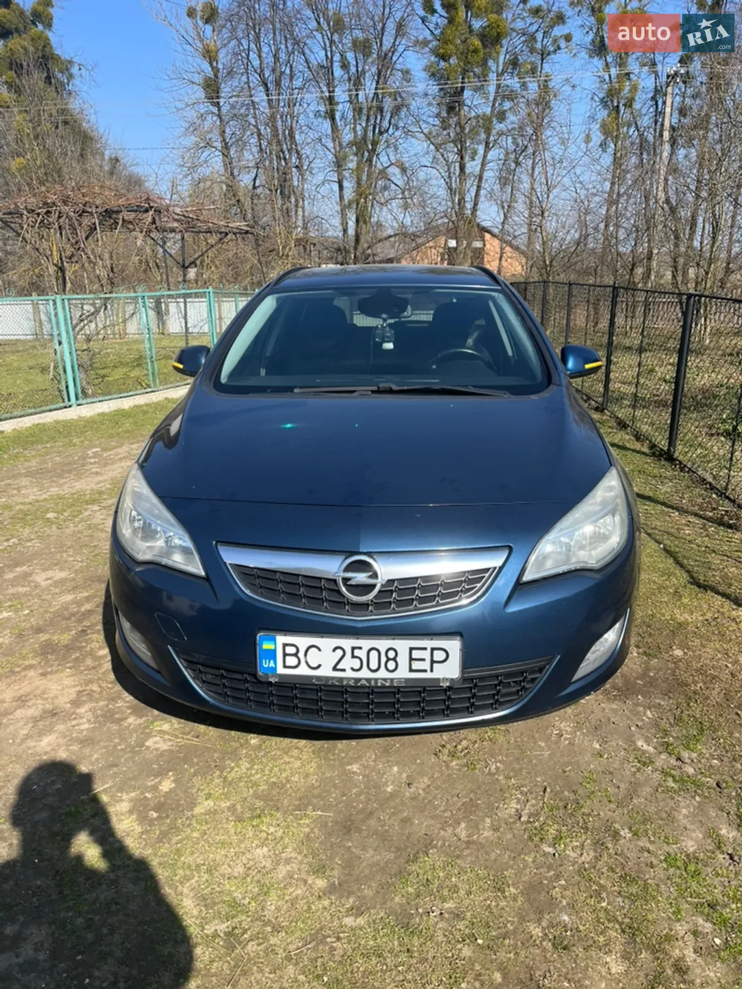 2011 Opel Astra - фото 1