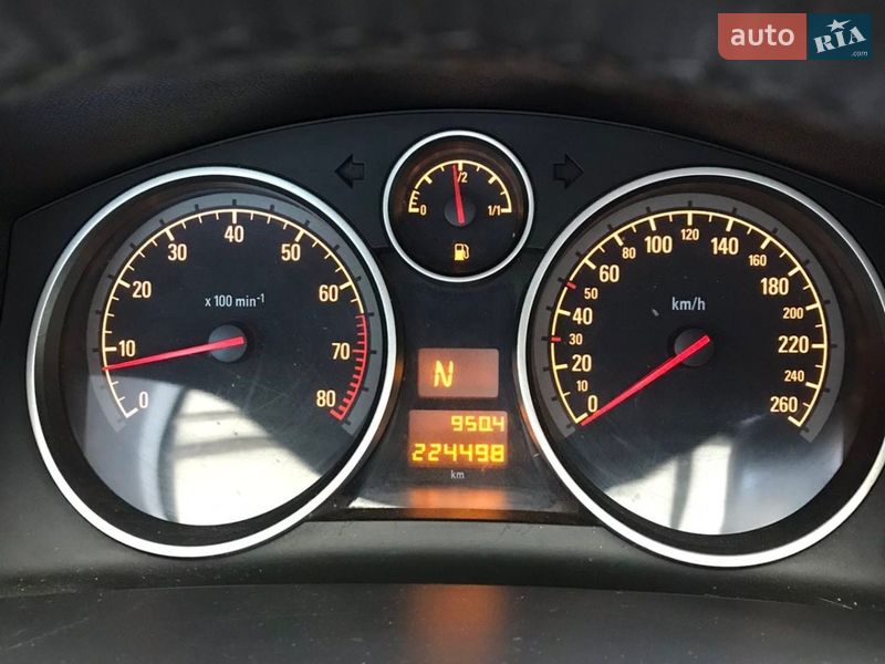 Хэтчбек Opel Astra 2008 в Староконстантинове