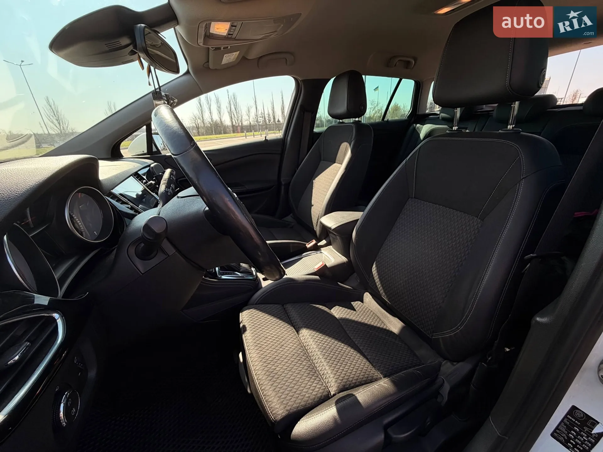 2017 Opel Astra - мініатюра 14