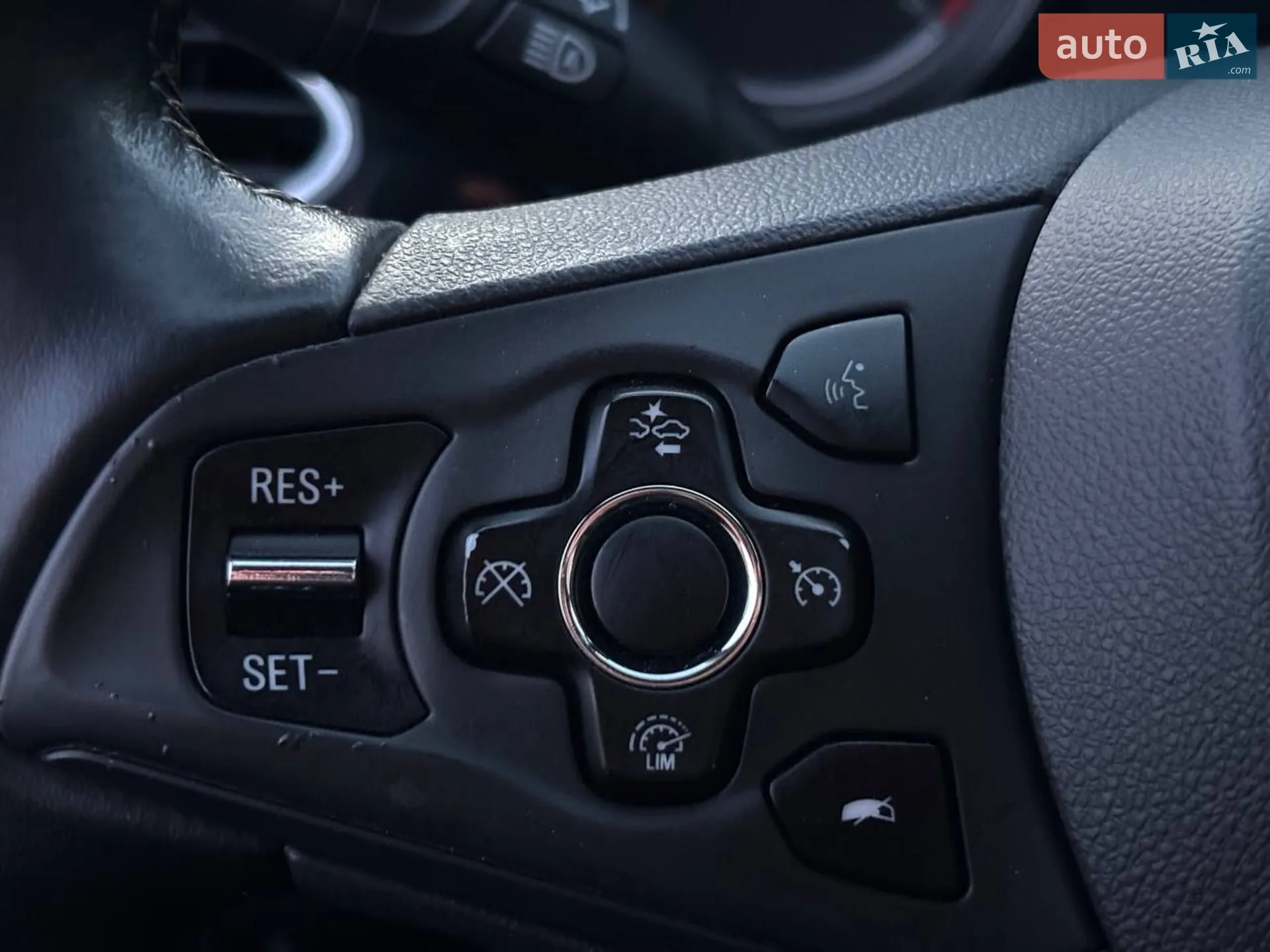2017 Opel Astra - мініатюра 16