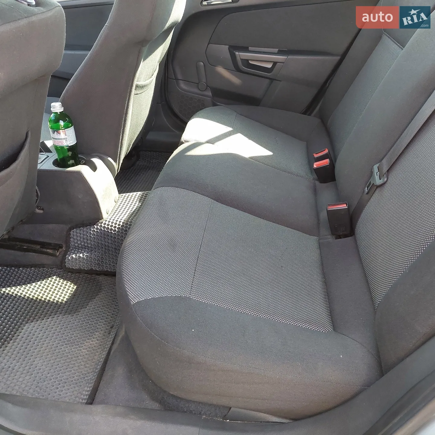 2010 Opel Astra - мініатюра 11