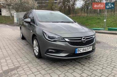 Универсал Opel Astra 2017 в Львове