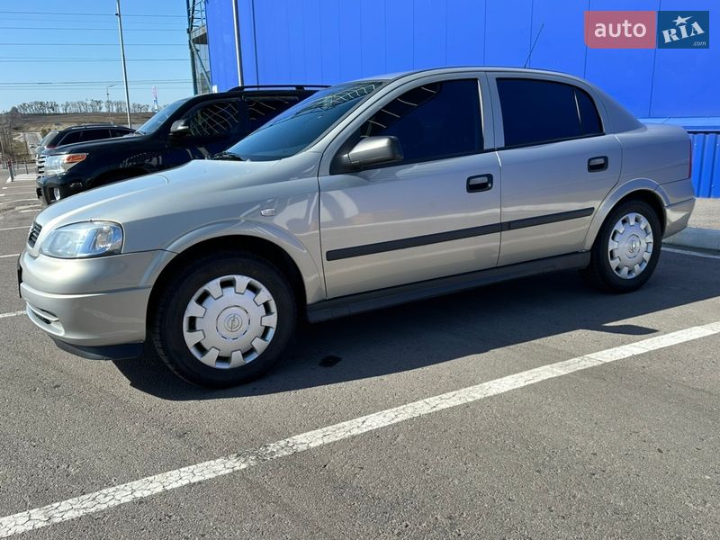 Седан Opel Astra 2008 в Рівному фото 4 Седан Opel Astra 2008 в Рівному