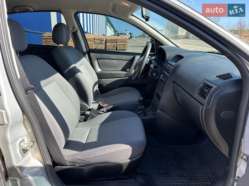 Седан Opel Astra 2008 в Рівному фото 11 Седан Opel Astra 2008 в Рівному