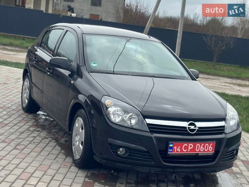 Хэтчбек Opel Astra 2006 в Городенке