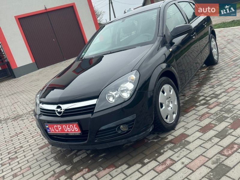 Хэтчбек Opel Astra 2006 в Городенке