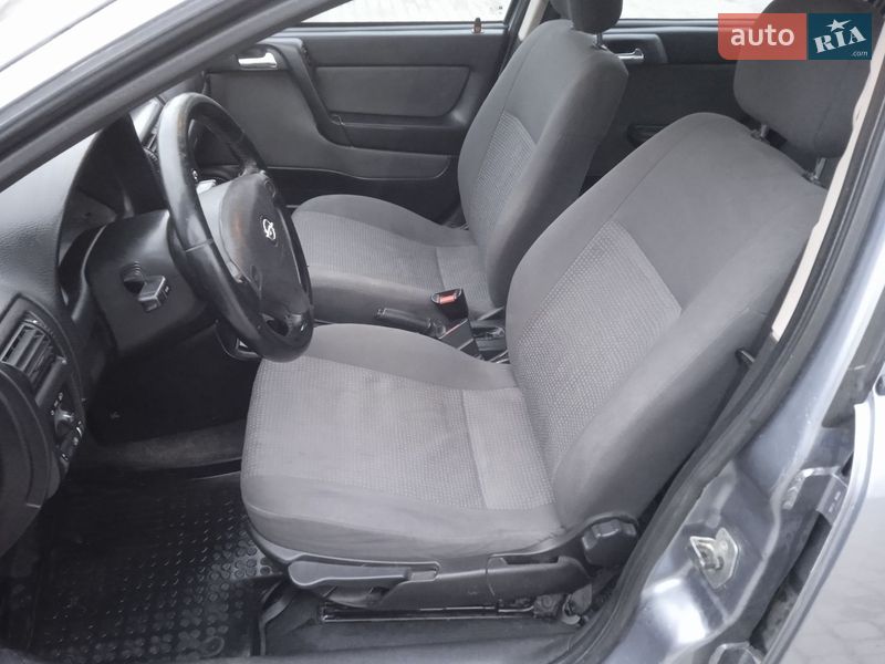 Седан Opel Astra 2007 в Гусятине фото 28 Седан Opel Astra 2007 в Гусятине