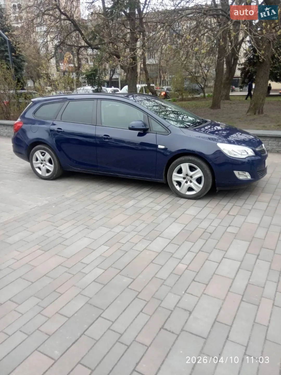 2011 Opel Astra - мініатюра 2