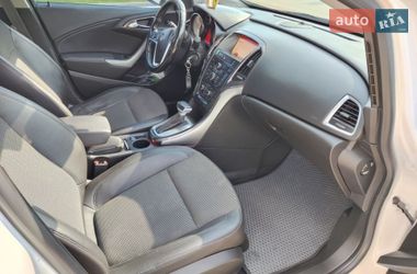 Універсал Opel Astra 2014 в Сумах