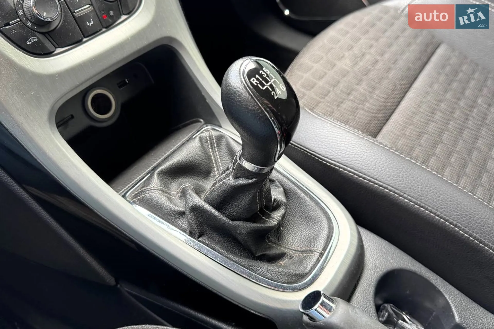 2013 Opel Astra - мініатюра 25