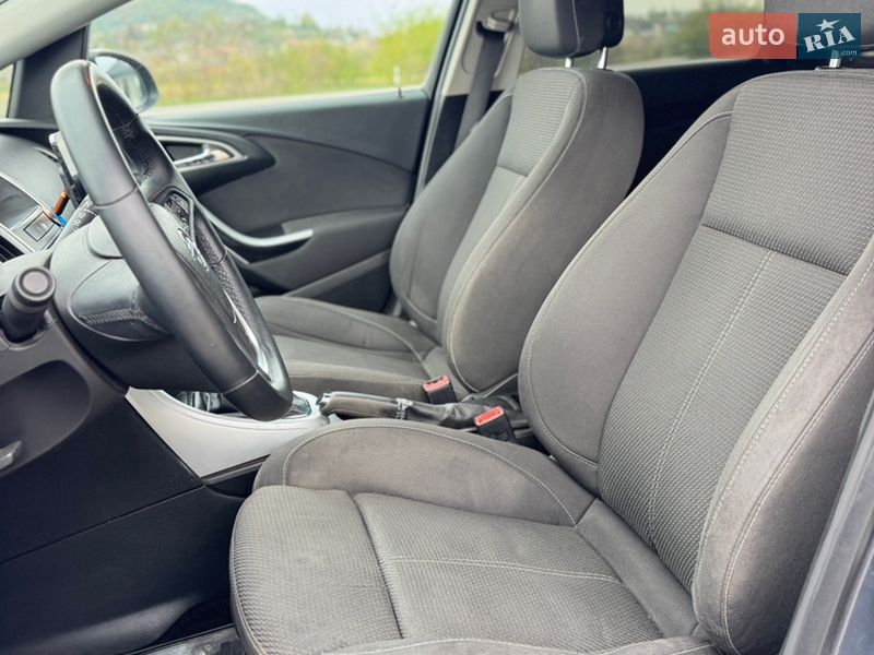 Універсал Opel Astra 2013 в Хусті фото 10 Універсал Opel Astra 2013 в Хусті