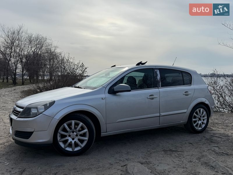 Хетчбек Opel Astra 2004 в Запоріжжі фото 2 Хетчбек Opel Astra 2004 в Запоріжжі