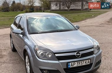 Хэтчбек Opel Astra 2005 в Запорожье