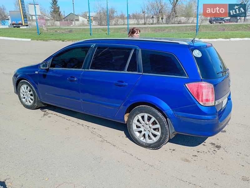 Універсал Opel Astra 2008 в Харкові
