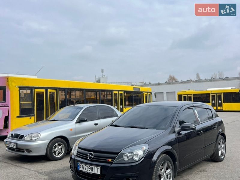 Хетчбек Opel Astra 2004 в Києві фото Хетчбек Opel Astra 2004 в Києві