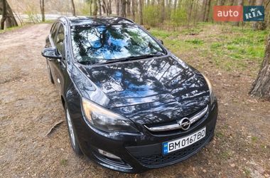Універсал Opel Astra 2014 в Сумах