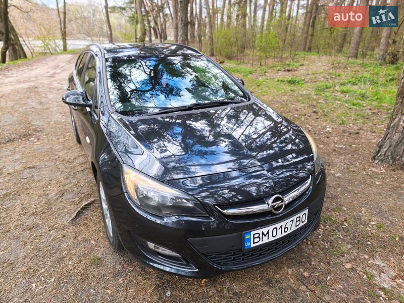Opel Astra 2014
