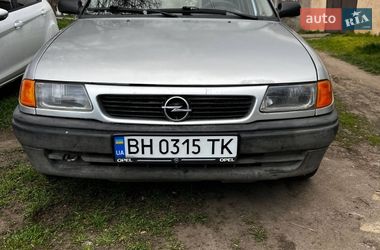 Универсал Opel Astra 1995 в Одессе