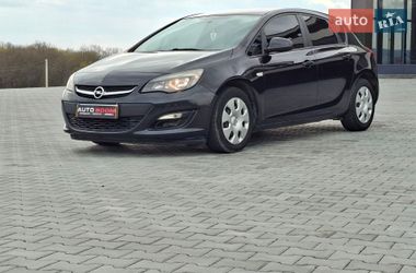 Хэтчбек Opel Astra 2013 в Диновцах