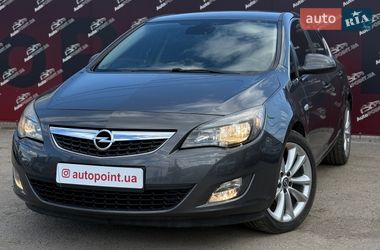 Хетчбек Opel Astra 2010 в Сумах