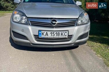 Універсал Opel Astra 2010 в Борисполі