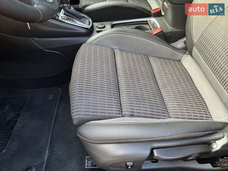 Универсал Opel Astra 2020 в Житомире