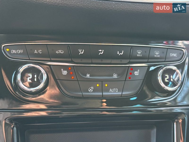 Универсал Opel Astra 2020 в Житомире