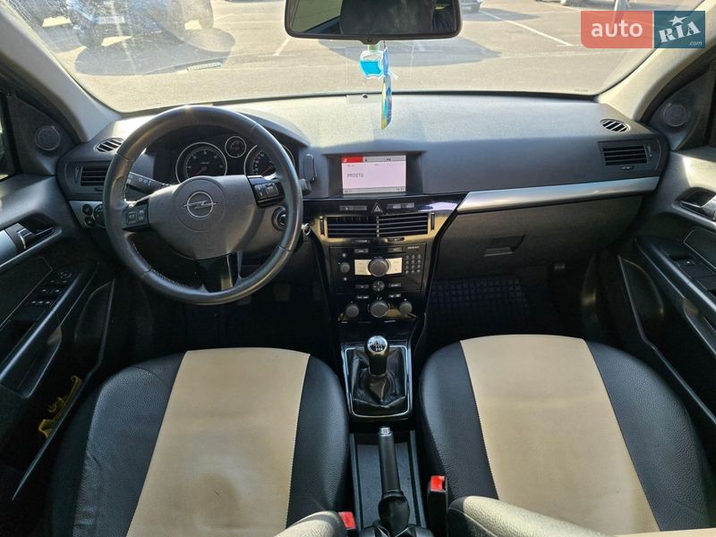 Универсал Opel Astra 2009 в Одессе