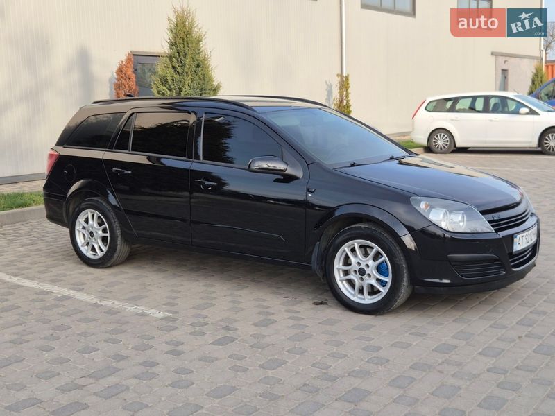 Универсал Opel Astra 2006 в Ивано-Франковске