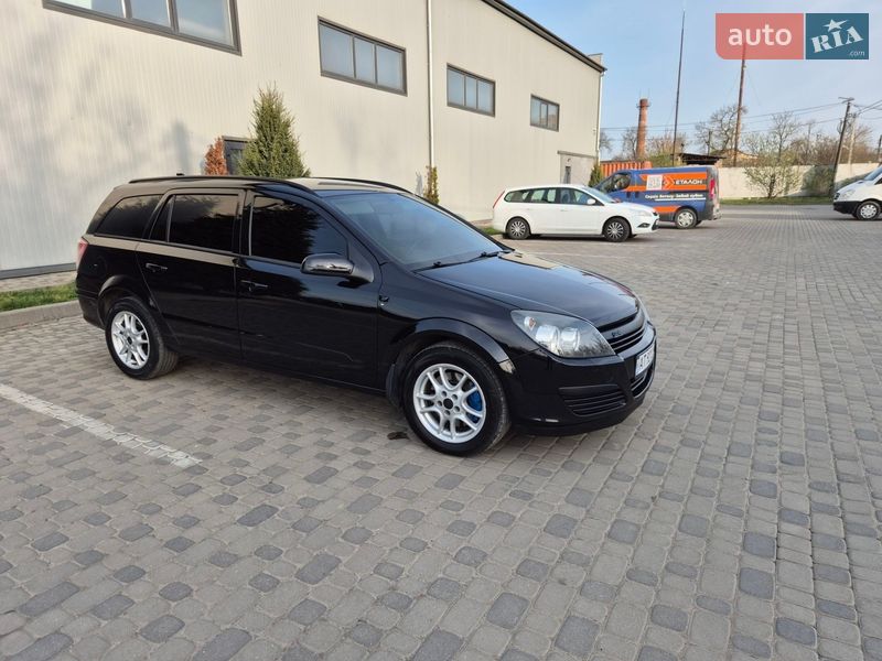 Универсал Opel Astra 2006 в Ивано-Франковске