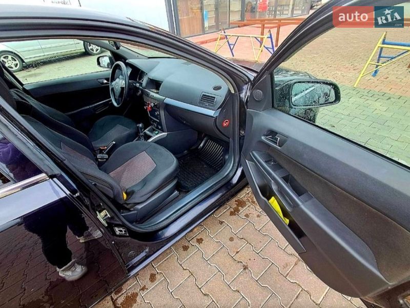 Хетчбек Opel Astra 2005 в Болграді