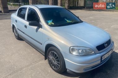 Седан Opel Astra 2004 в Миколаєві