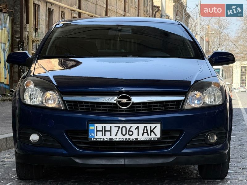 Купе Opel Astra 2008 в Одессе
