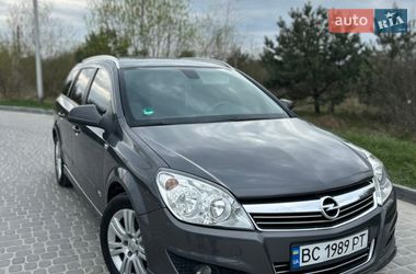 Универсал Opel Astra 2010 в Николаеве