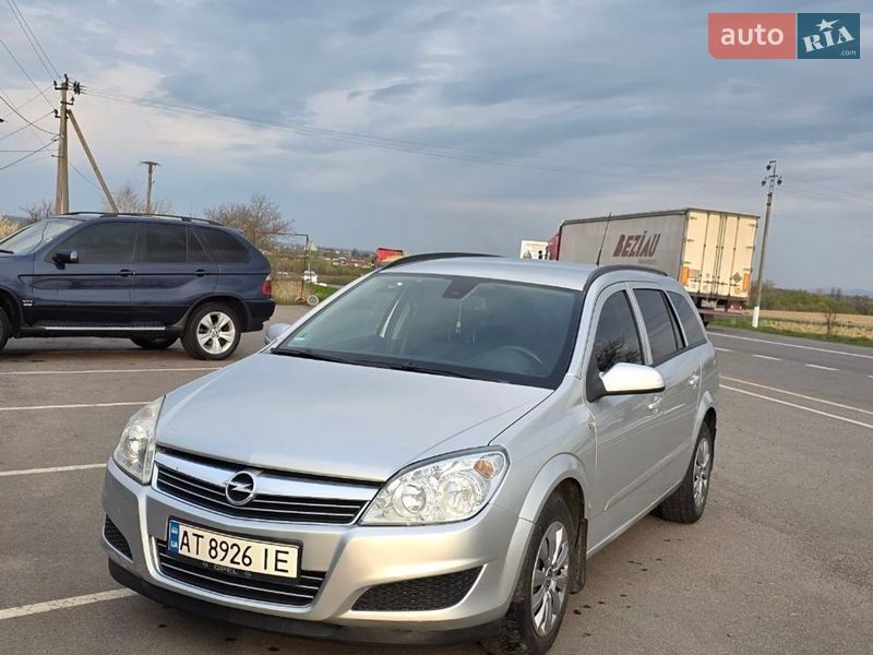 Універсал Opel Astra 2008 в Коломиї фото Універсал Opel Astra 2008 в Коломиї