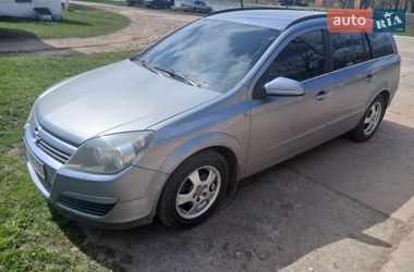 Універсал Opel Astra 2004 в Ромнах