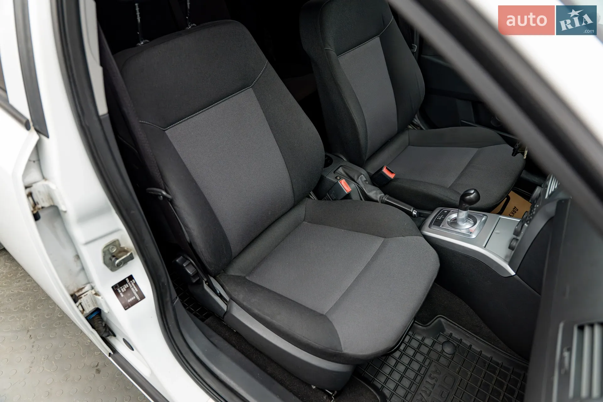 2012 Opel Astra - мініатюра 15
