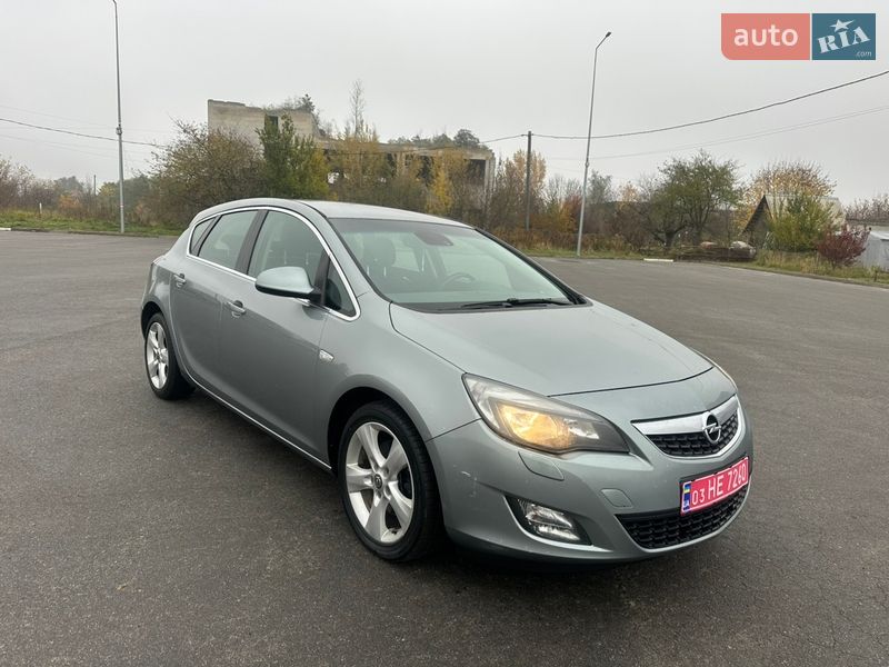 Opel Astra 2010