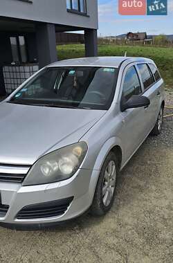 Универсал Opel Astra 2006 в Черновцах