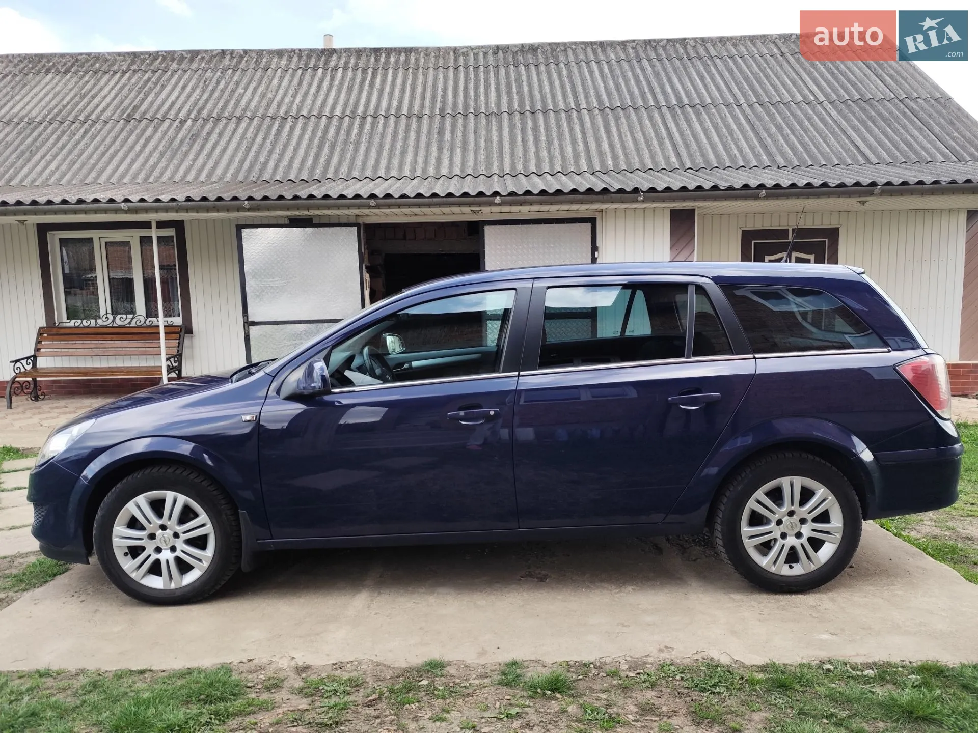 2010 Opel Astra - мініатюра 6