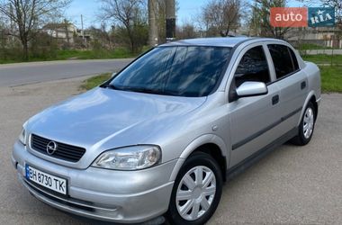 Седан Opel Astra 2005 в Одессе