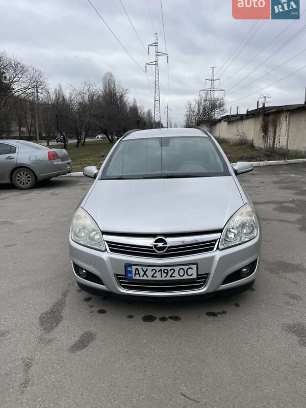 Opel Astra 2008