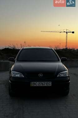 Хэтчбек Opel Astra 2006 в Львове