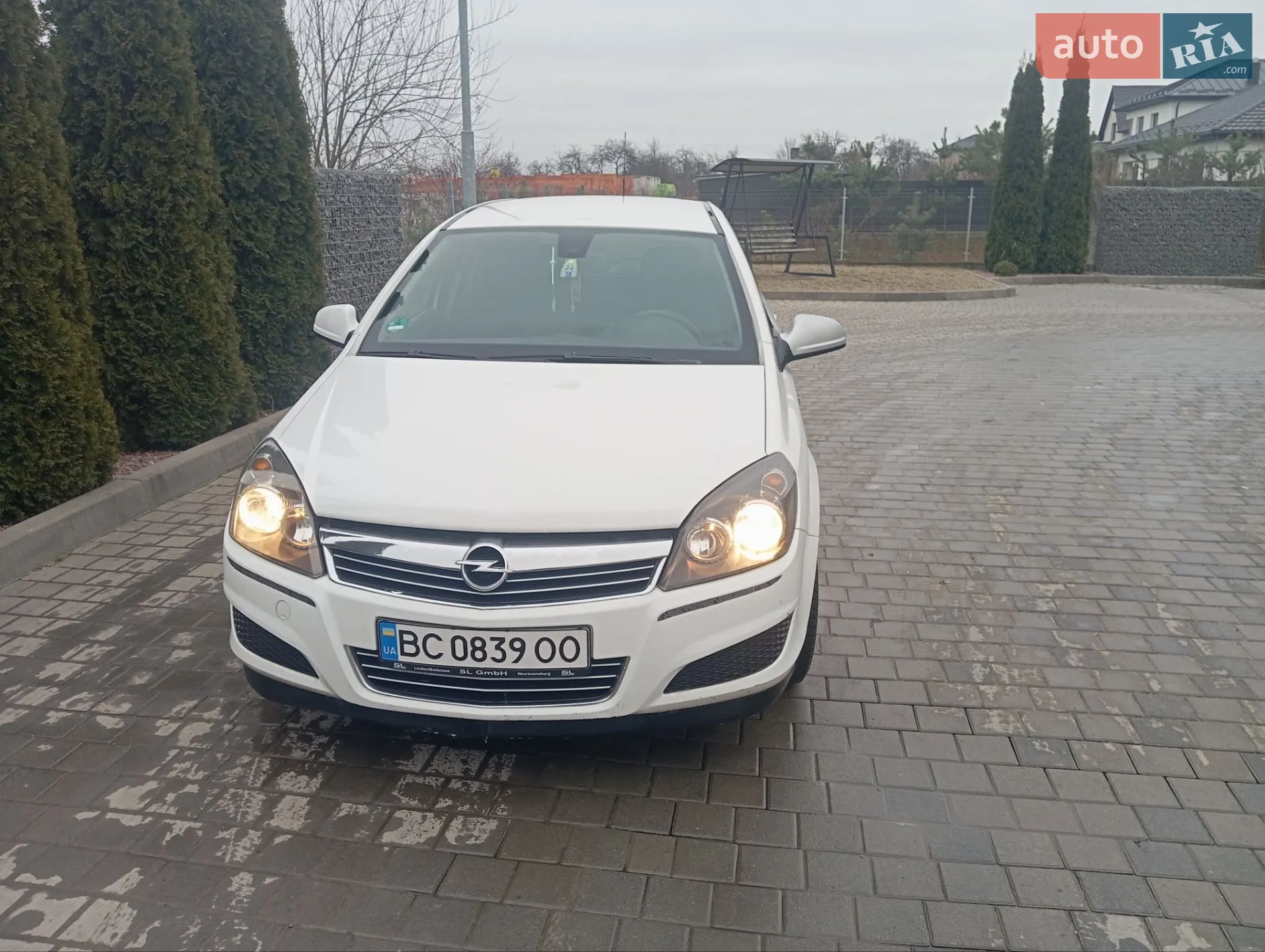2010 Opel Astra - мініатюра 2